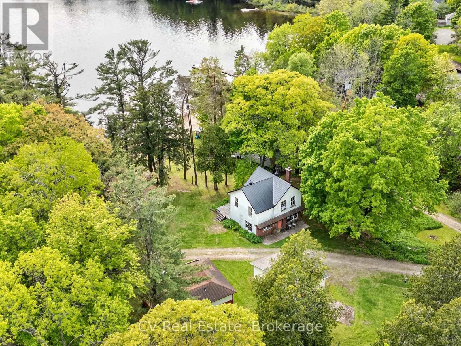 1113 MOON RIVER ROAD
