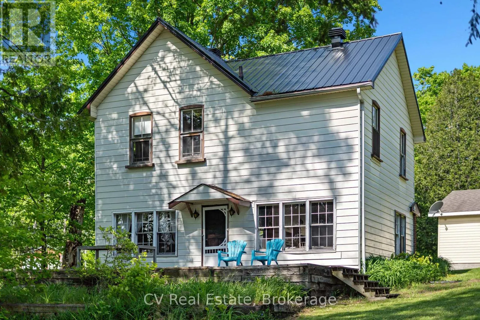 1113 MOON RIVER ROAD