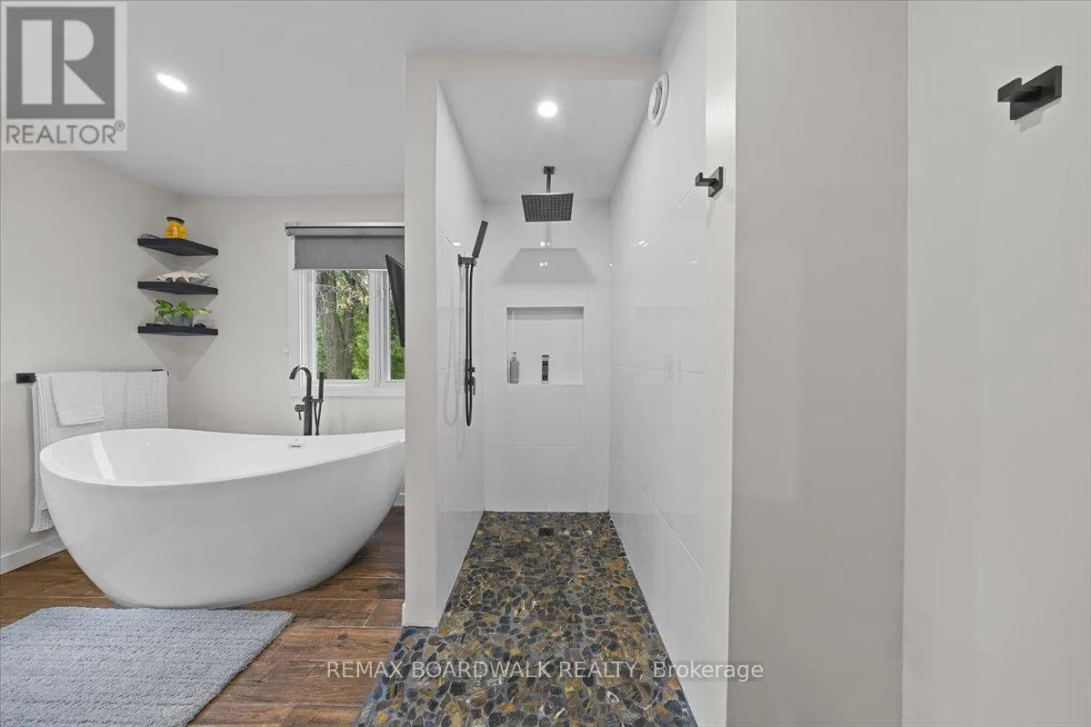 212 SHELDON ROAD