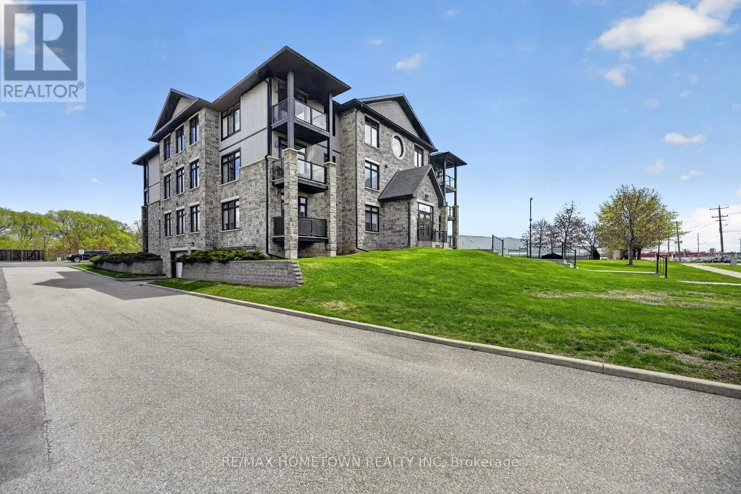 101 - 1109 MILLWOOD AVENUE