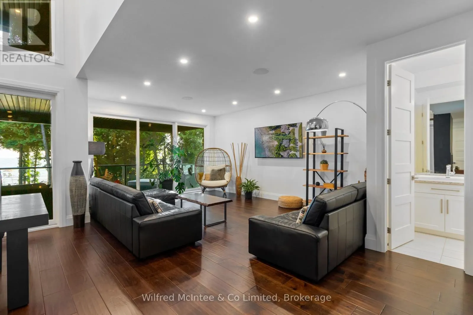159 UPPER LORNE BEACH ROAD