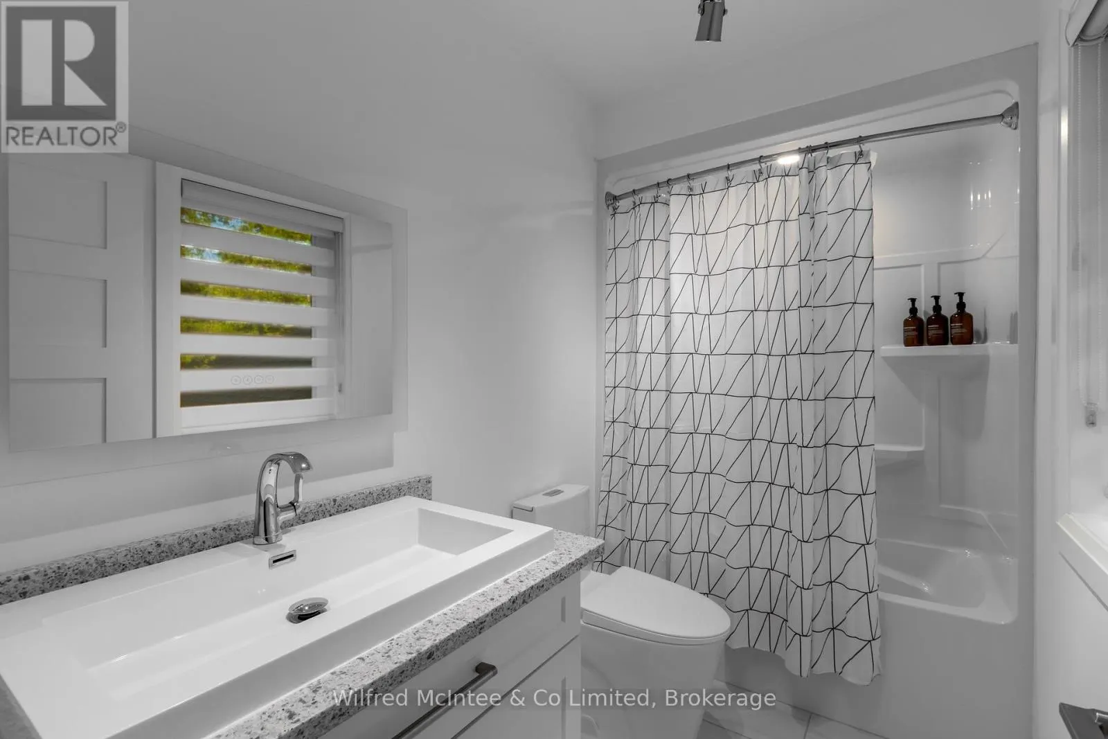 159 UPPER LORNE BEACH ROAD