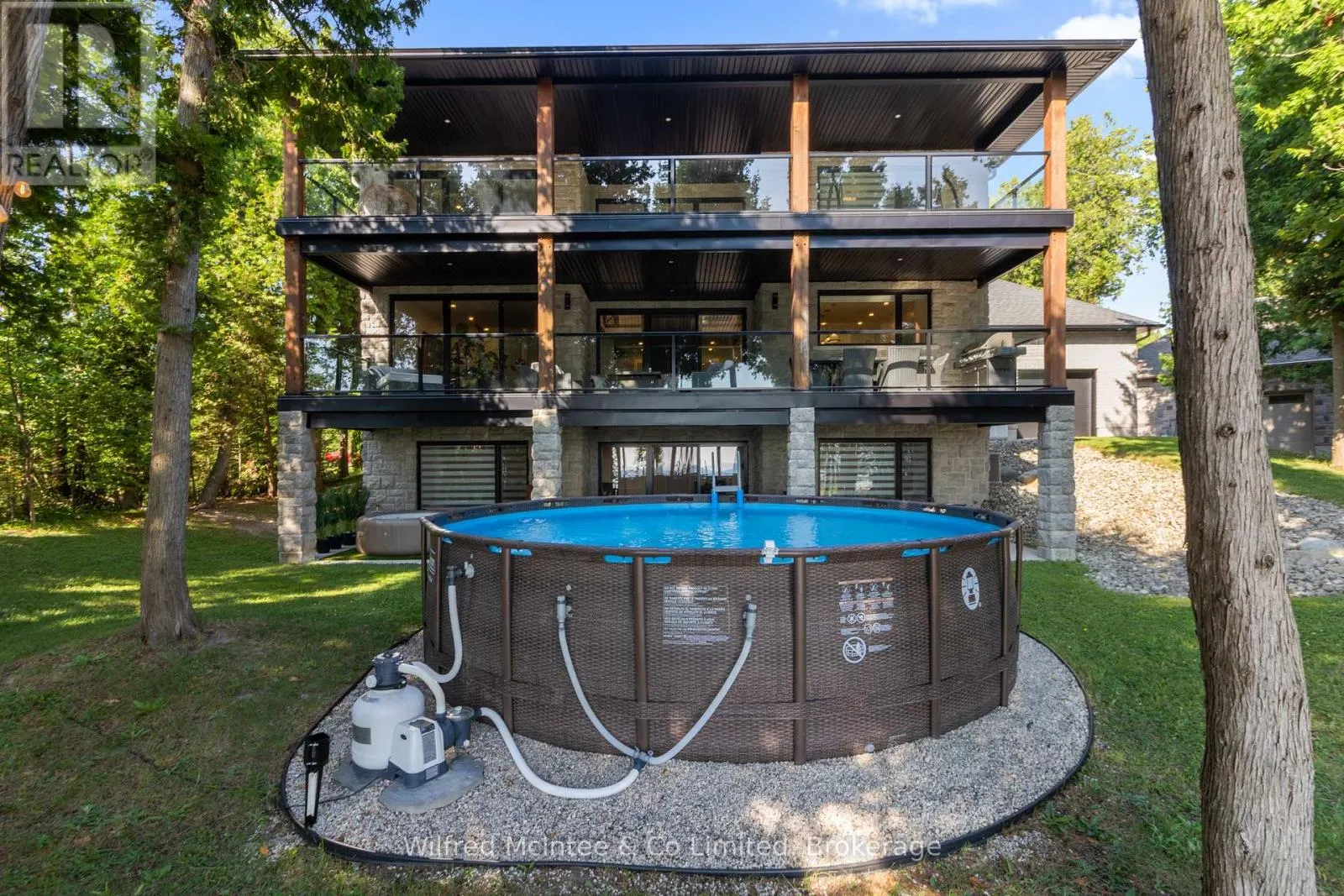 159 UPPER LORNE BEACH ROAD