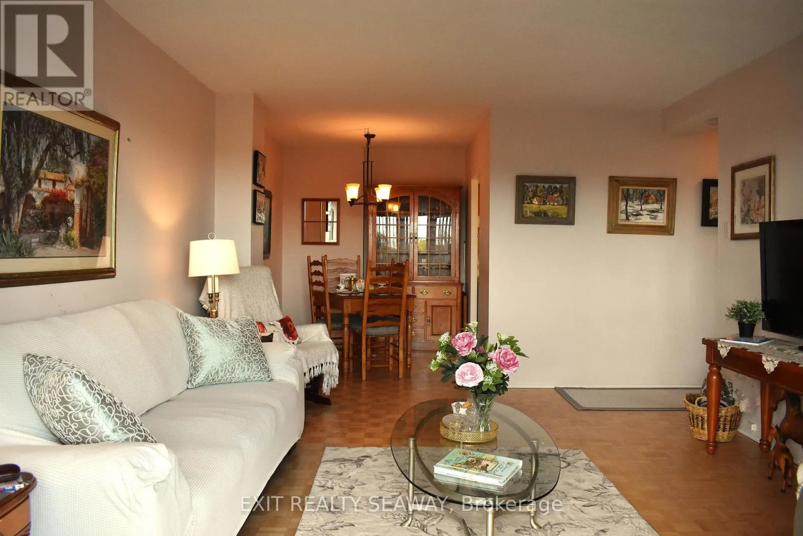 702 - 308 SECOND STREET E