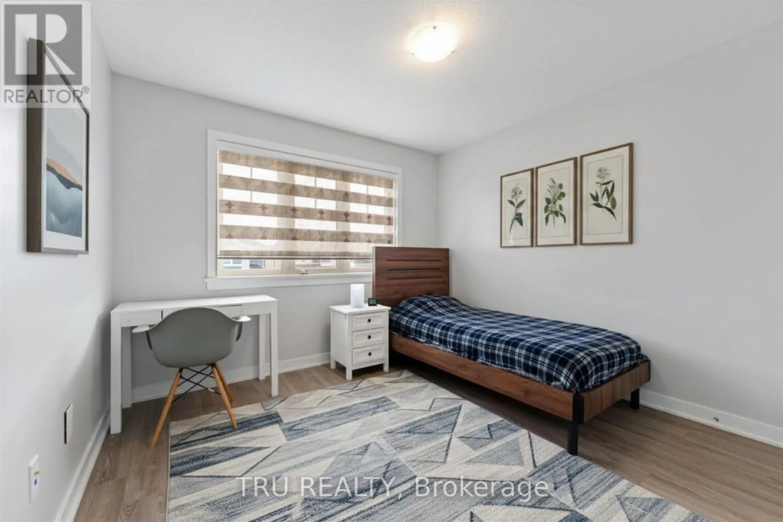 43 ARIDUS CRESCENT