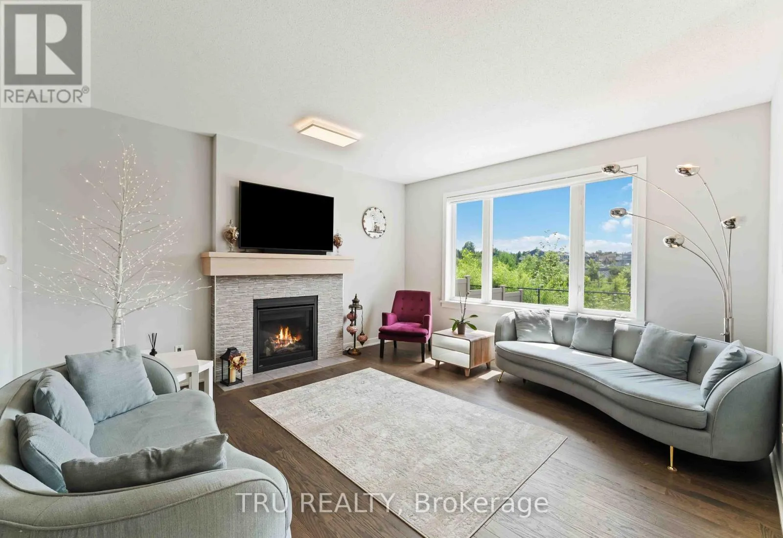 43 ARIDUS CRESCENT