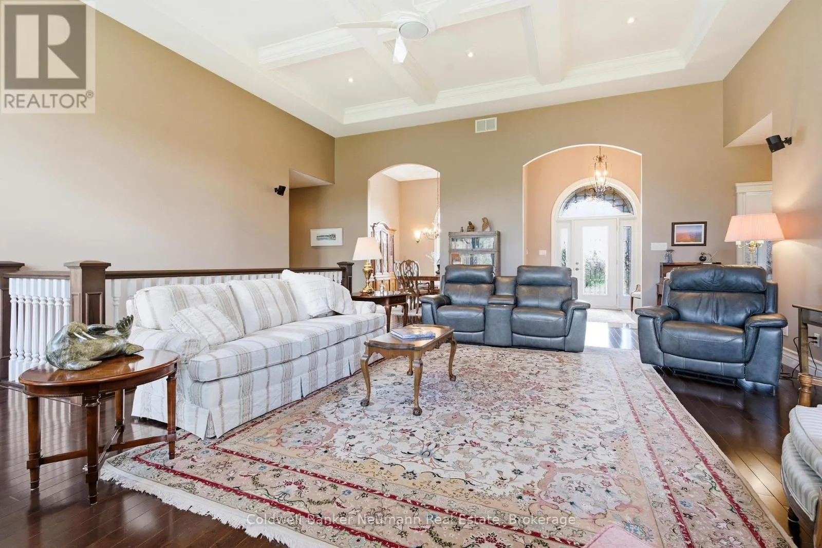 33 CASSIN COURT