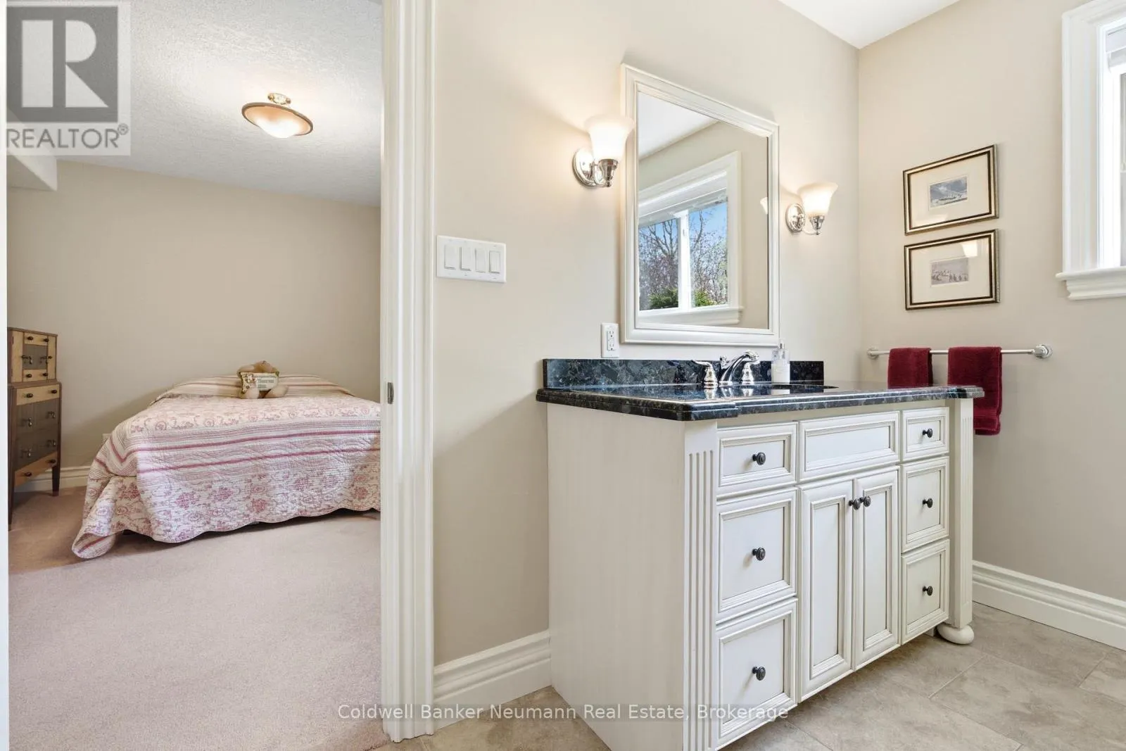 33 CASSIN COURT