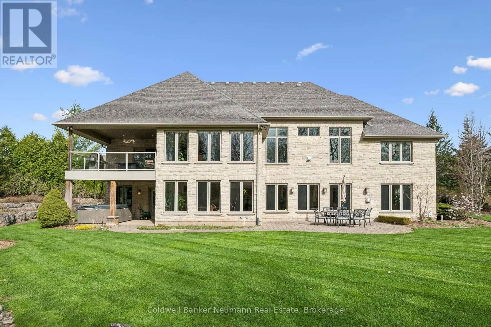 33 CASSIN COURT