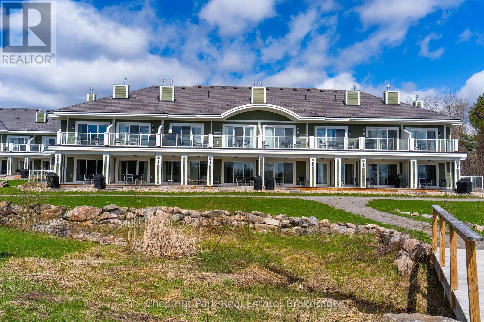 BHV A202 - 1869 MUSKOKA RD 118 HIGHWAY W #BHV A202