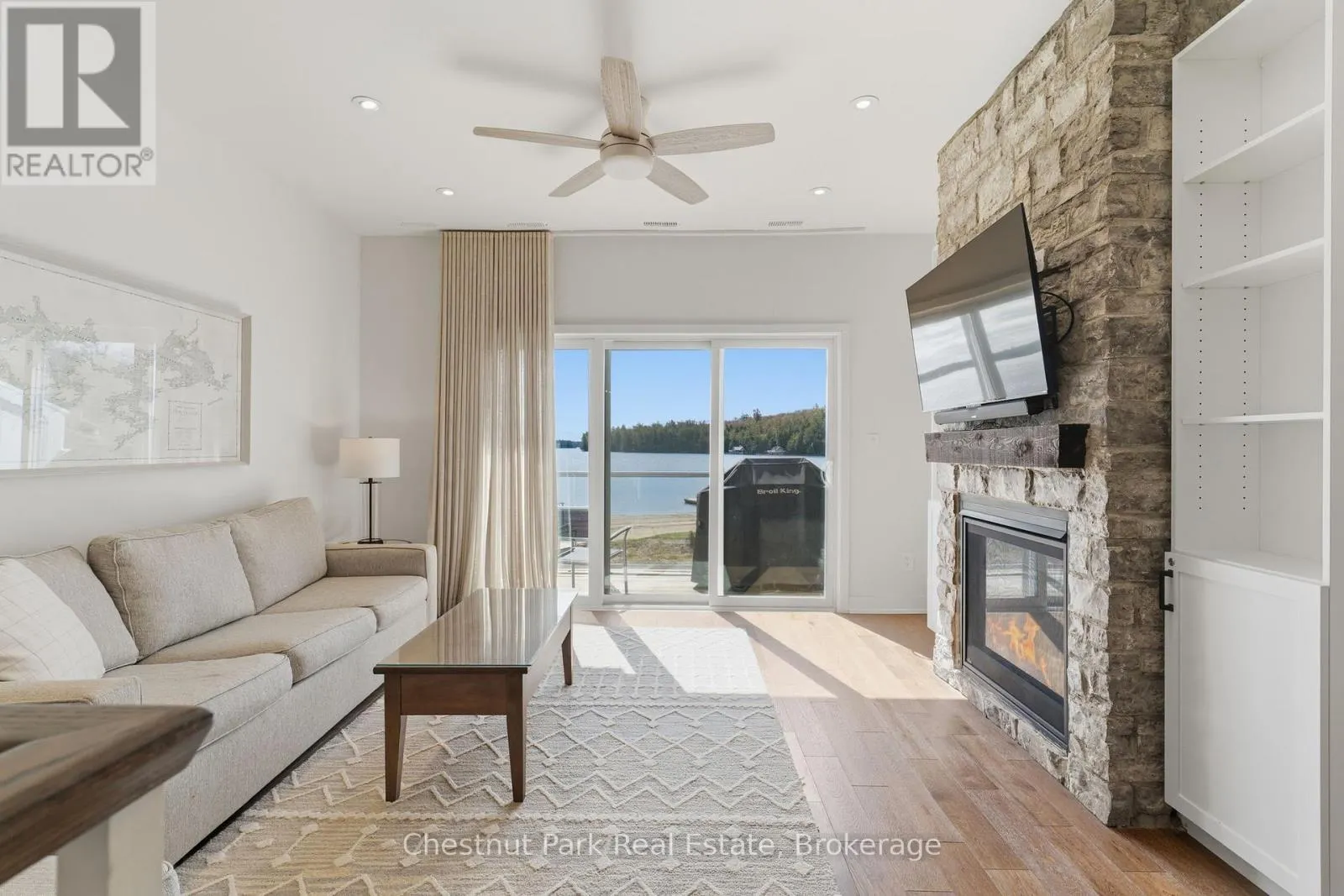 BHV A202 - 1869 MUSKOKA RD 118 HIGHWAY W #BHV A202