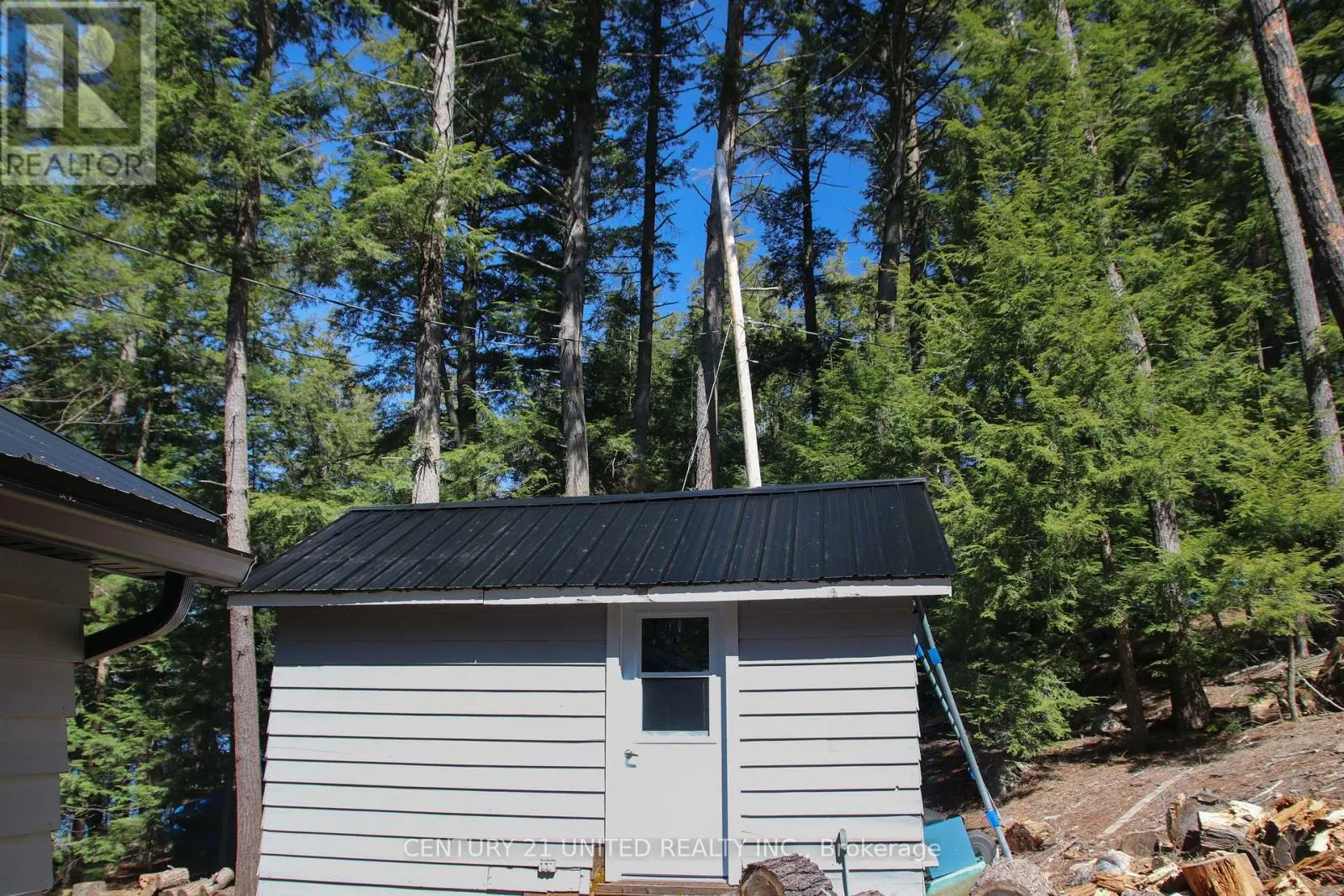 812 ISLAND 8 CATCHACOMA LAKE