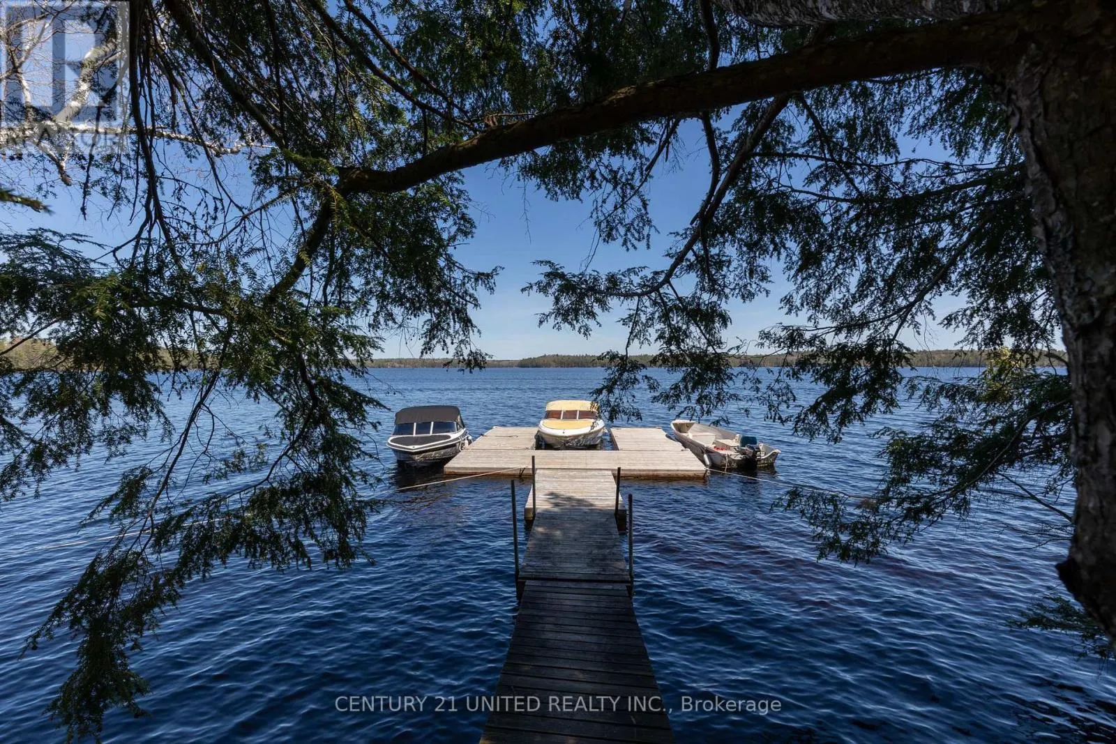 812 ISLAND 8 CATCHACOMA LAKE