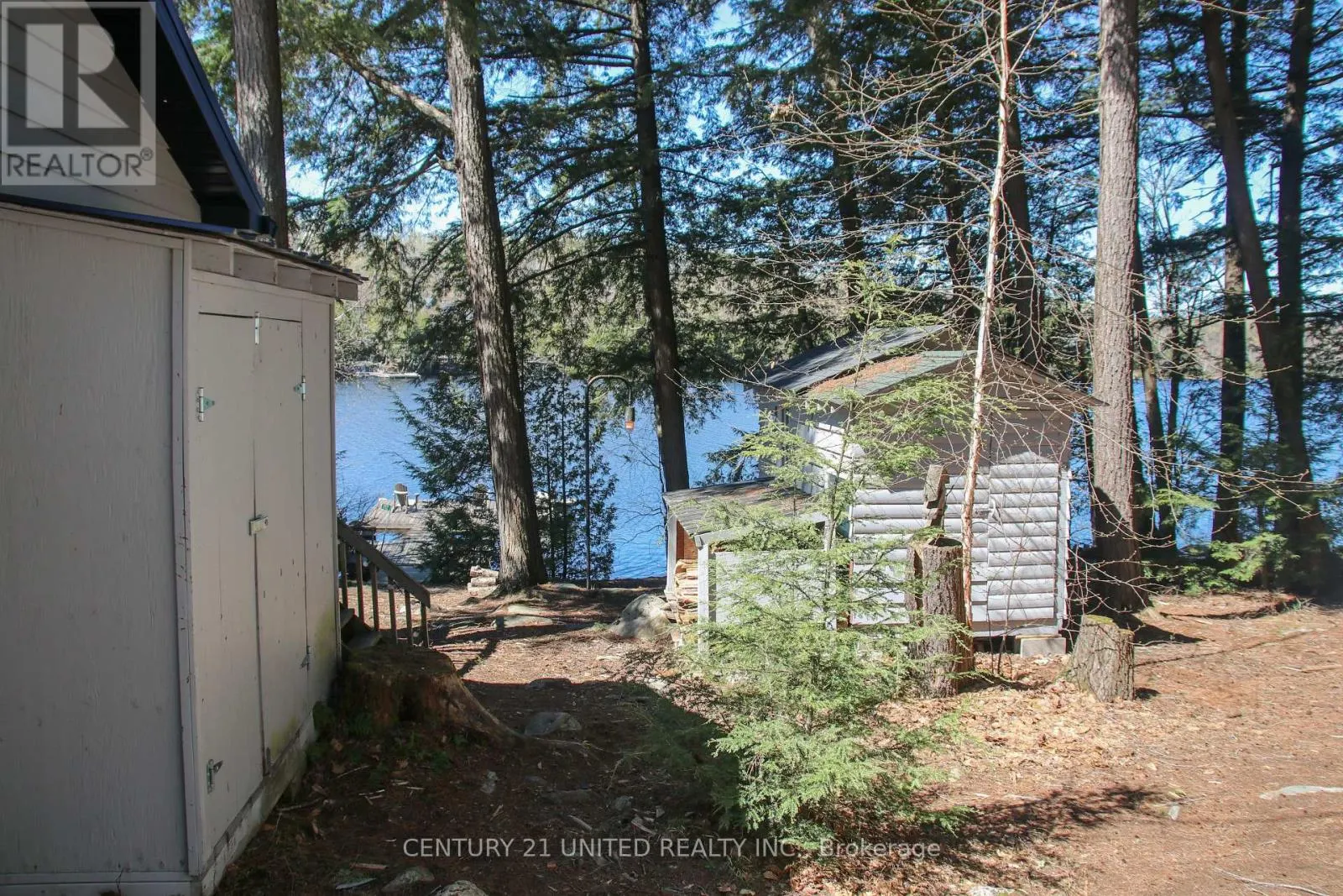 812 ISLAND 8 CATCHACOMA LAKE