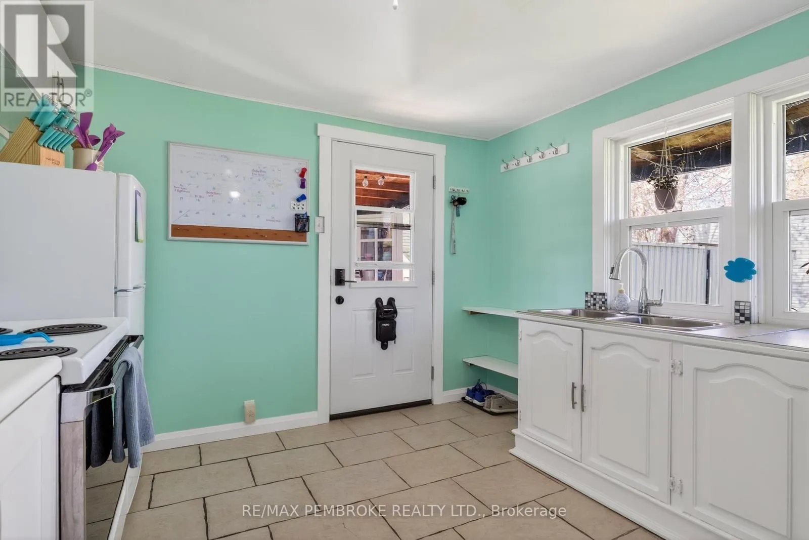 302 WILLARD STREET