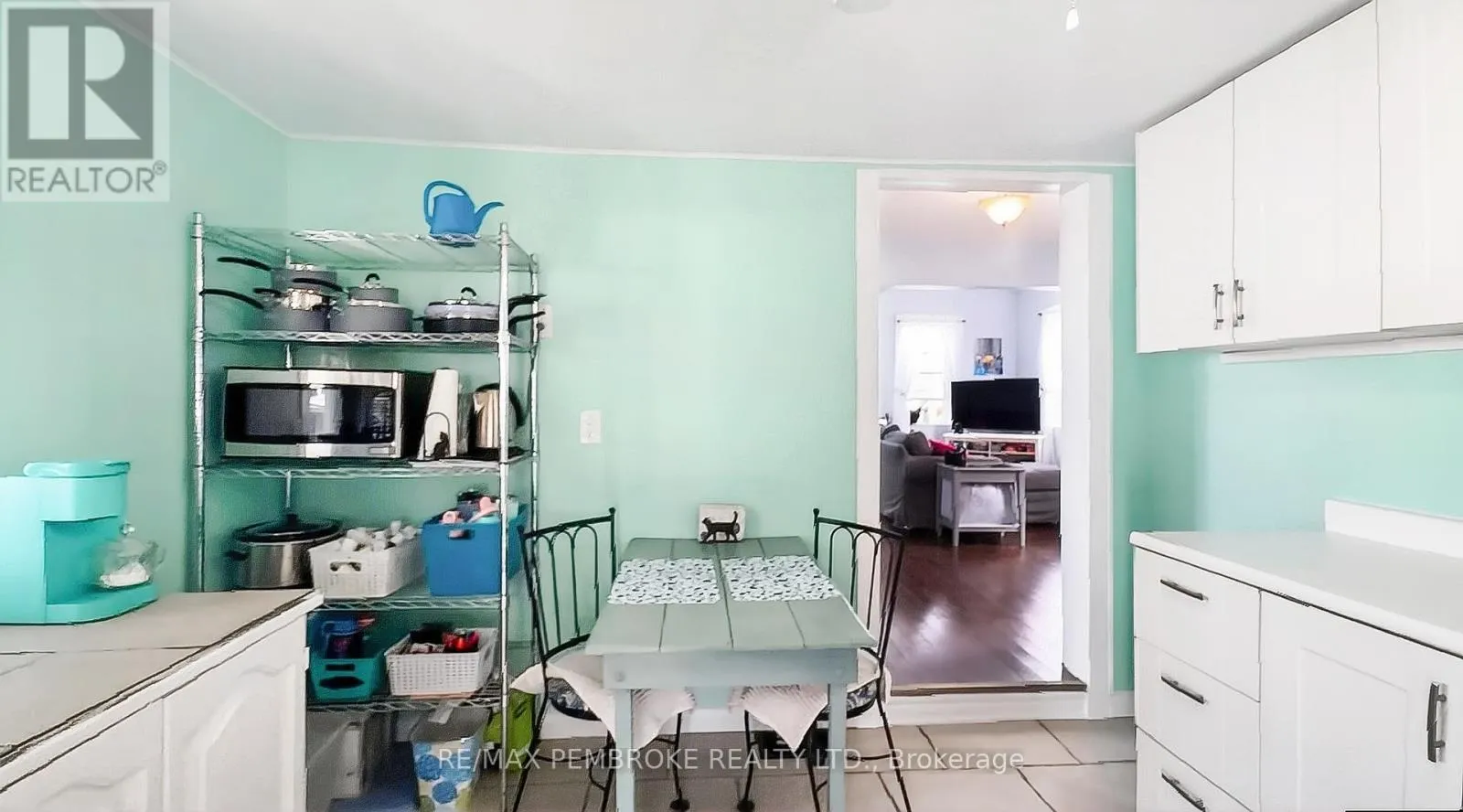 302 WILLARD STREET