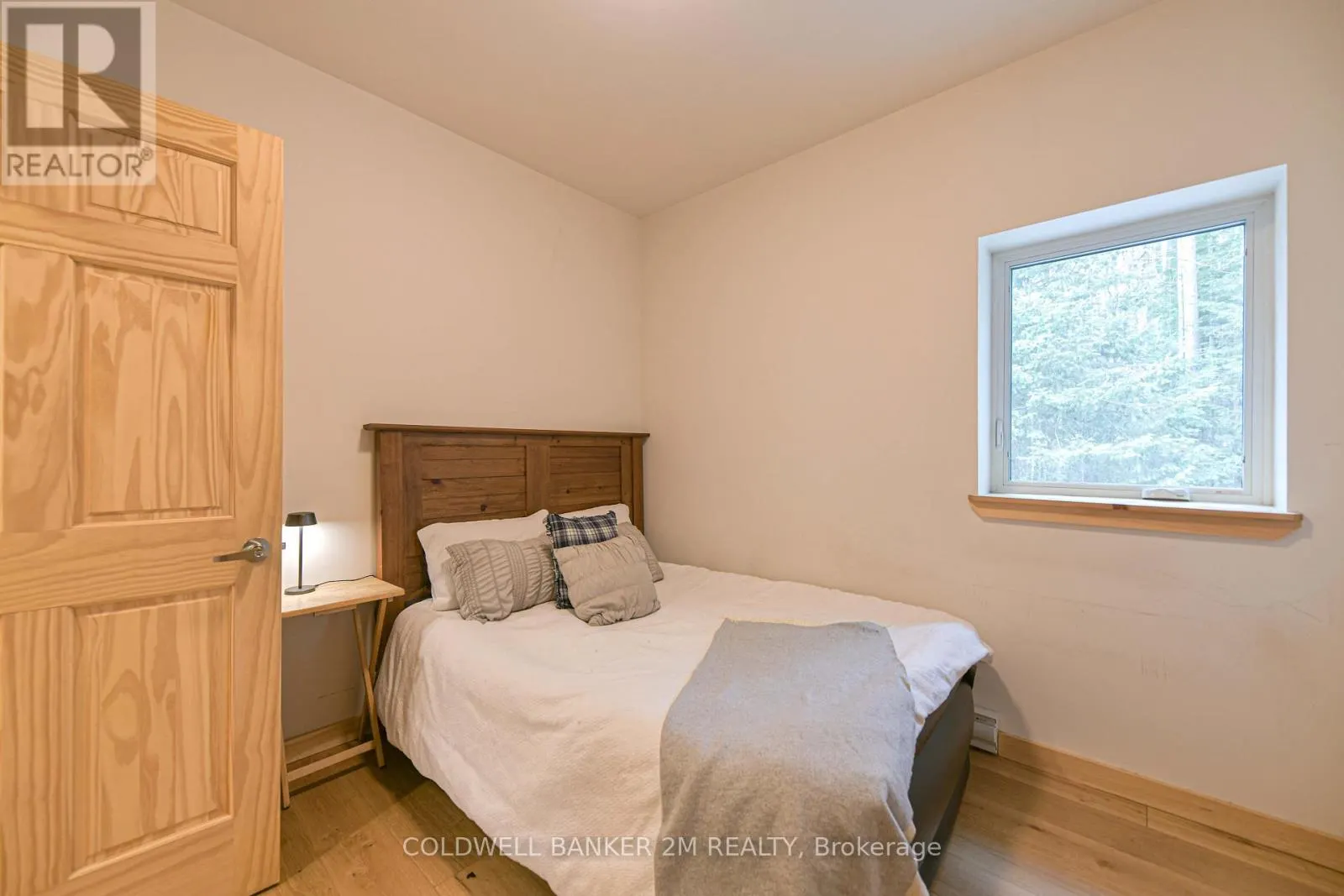 2776 MUSKOKA RD. 117 ROAD S