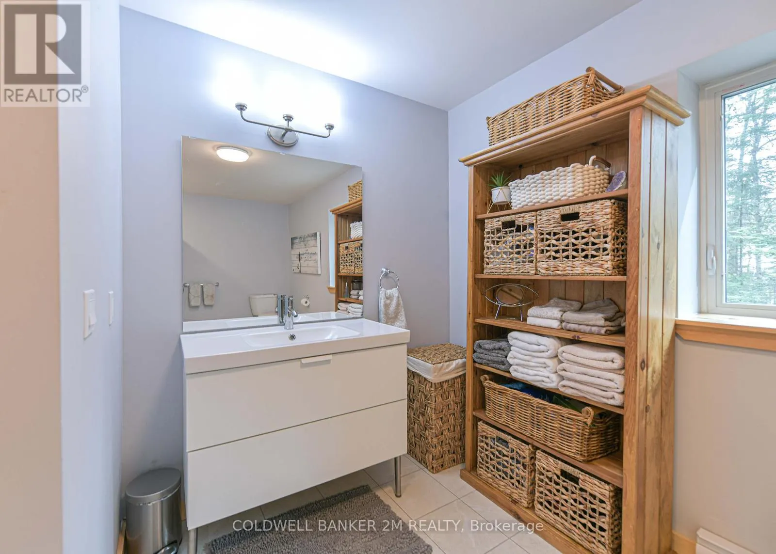 2776 MUSKOKA RD. 117 ROAD S
