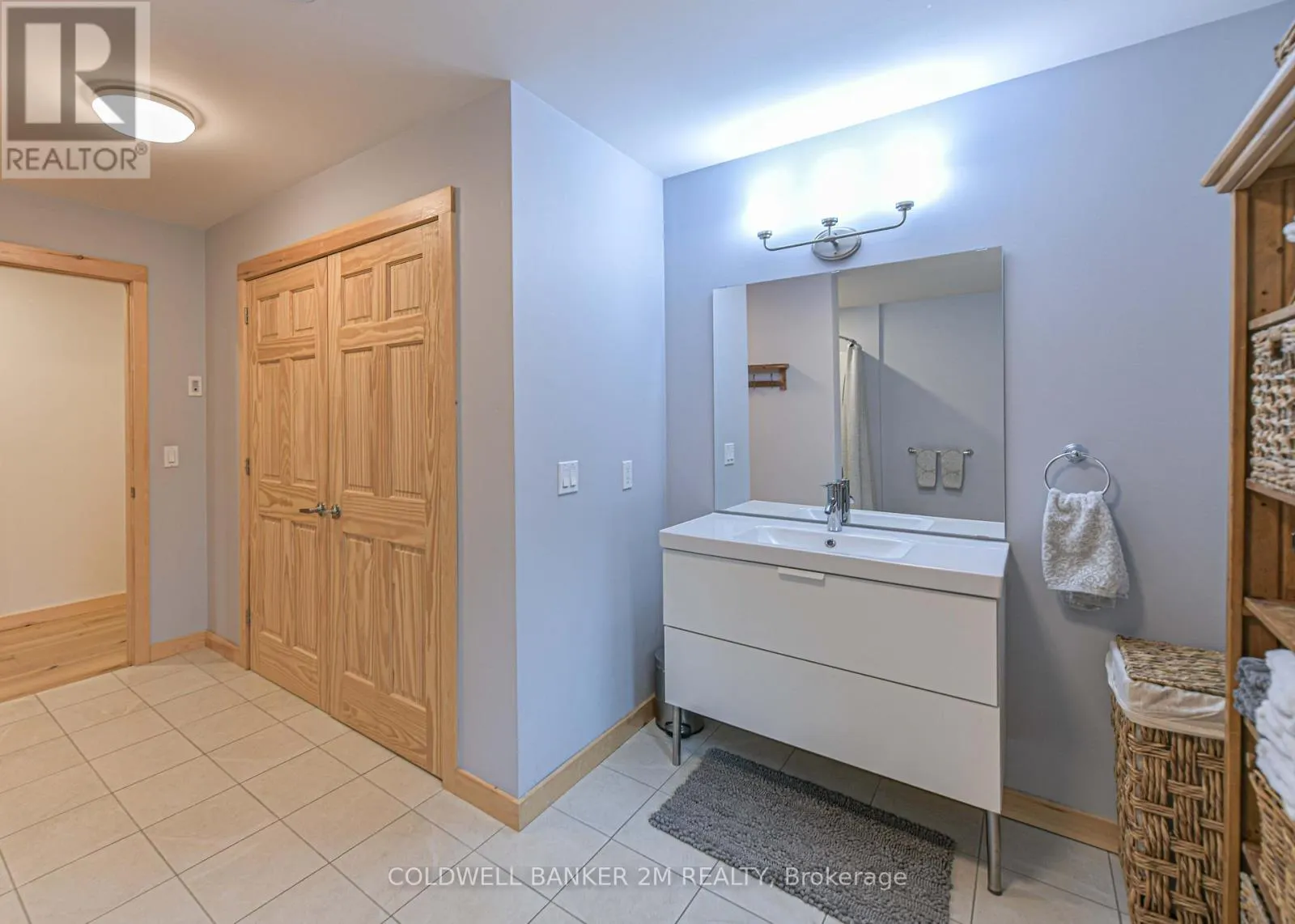2776 MUSKOKA RD. 117 ROAD S