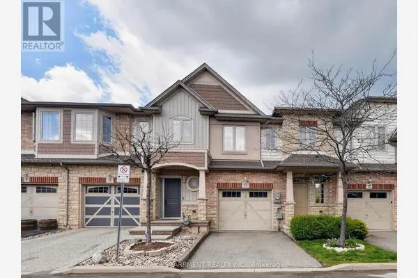 11 - 8 LAKELAWN ROAD