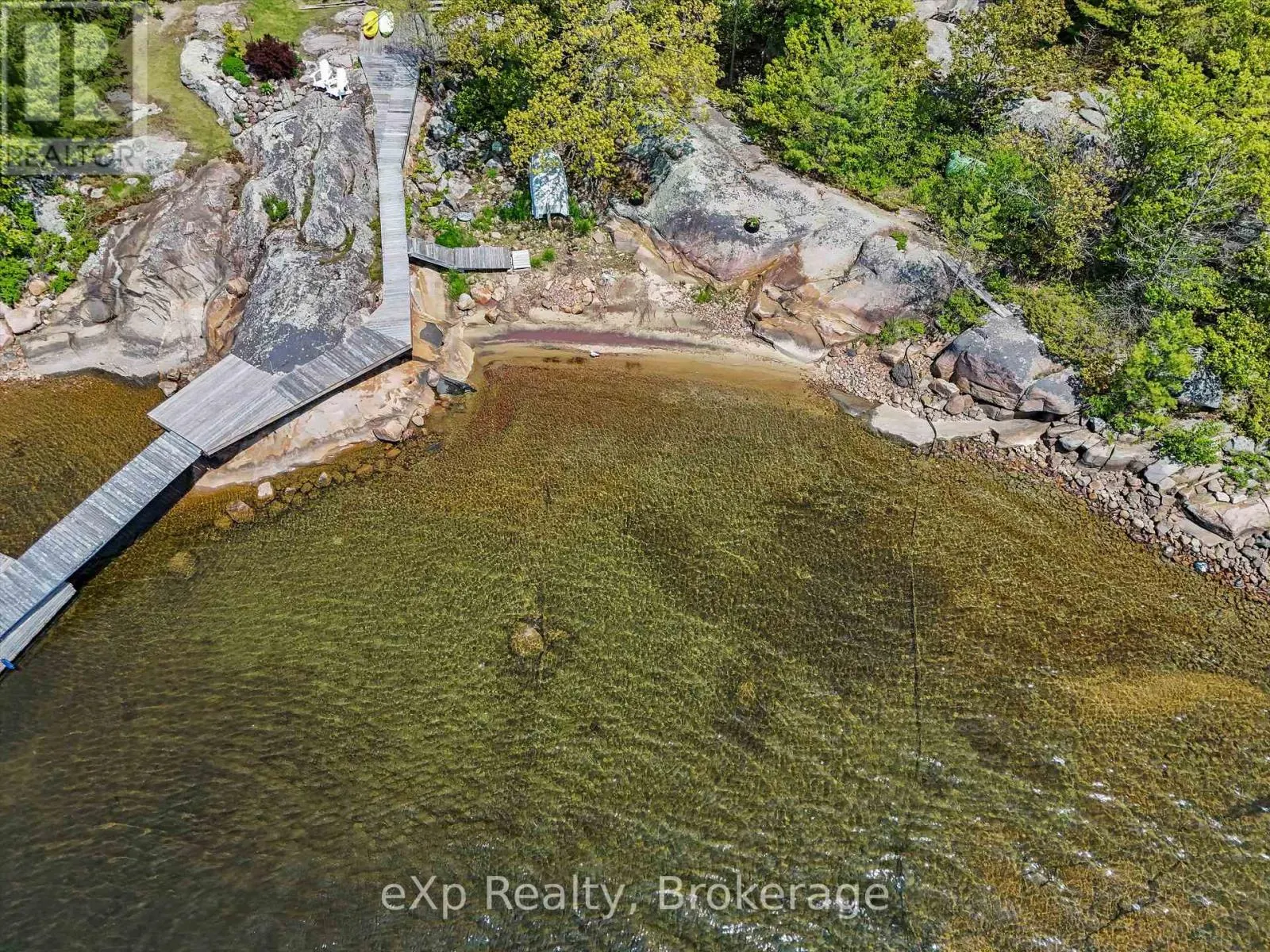 6646 1040LITTLEBEAUSOLEIL ISLAND