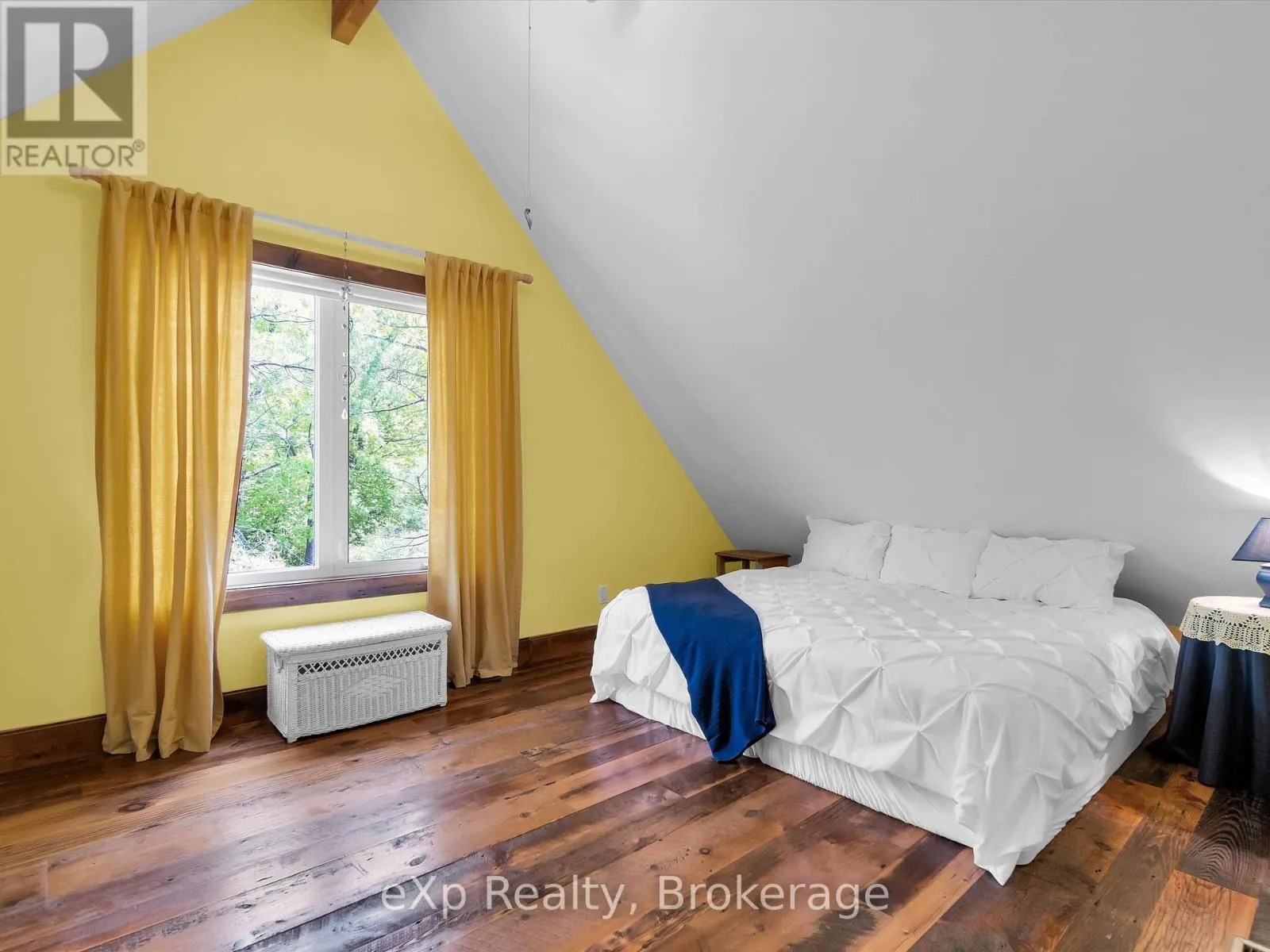 6646 1040LITTLEBEAUSOLEIL ISLAND