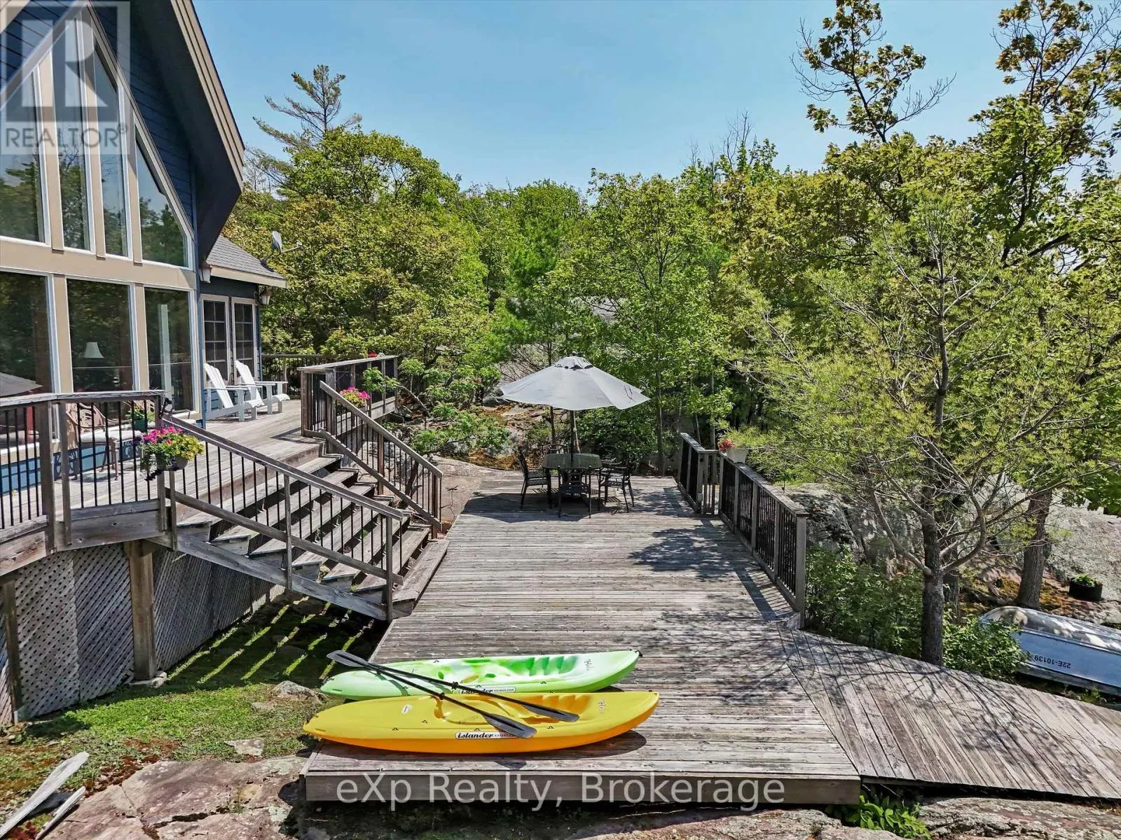 6646 1040LITTLEBEAUSOLEIL ISLAND