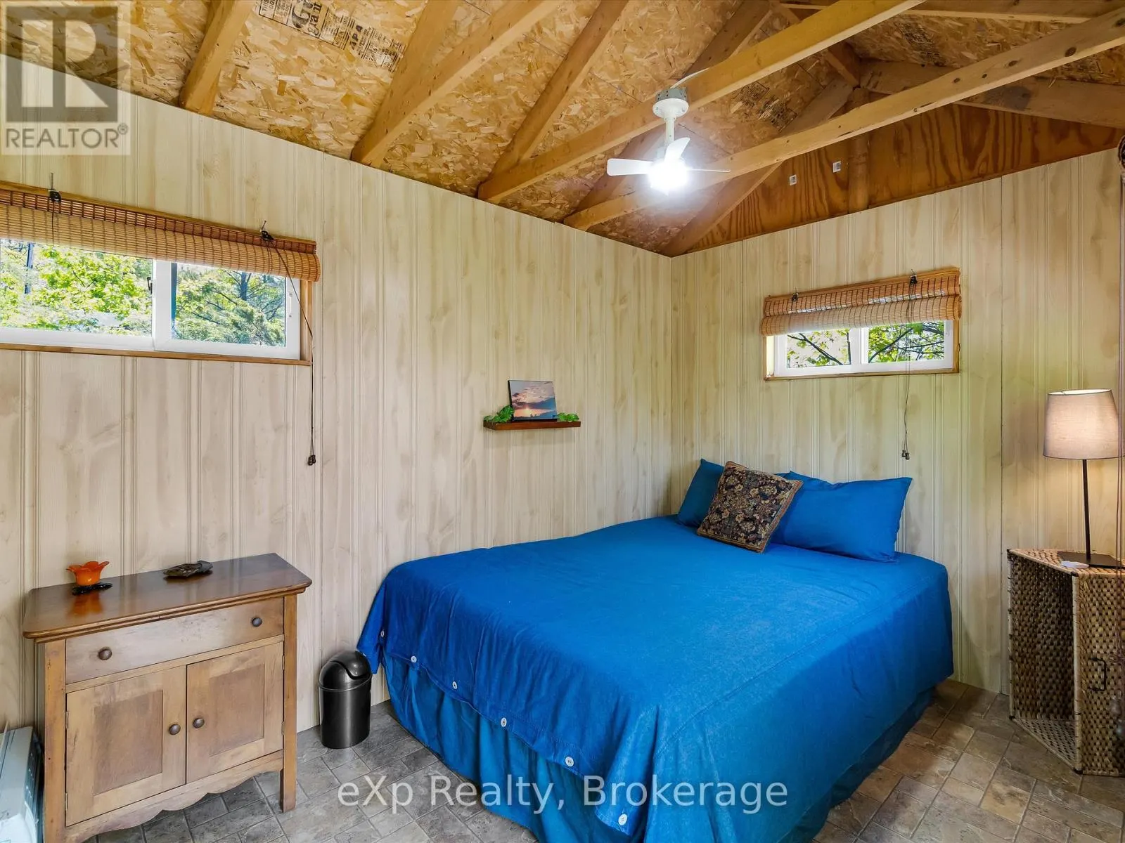 6646 1040LITTLEBEAUSOLEIL ISLAND