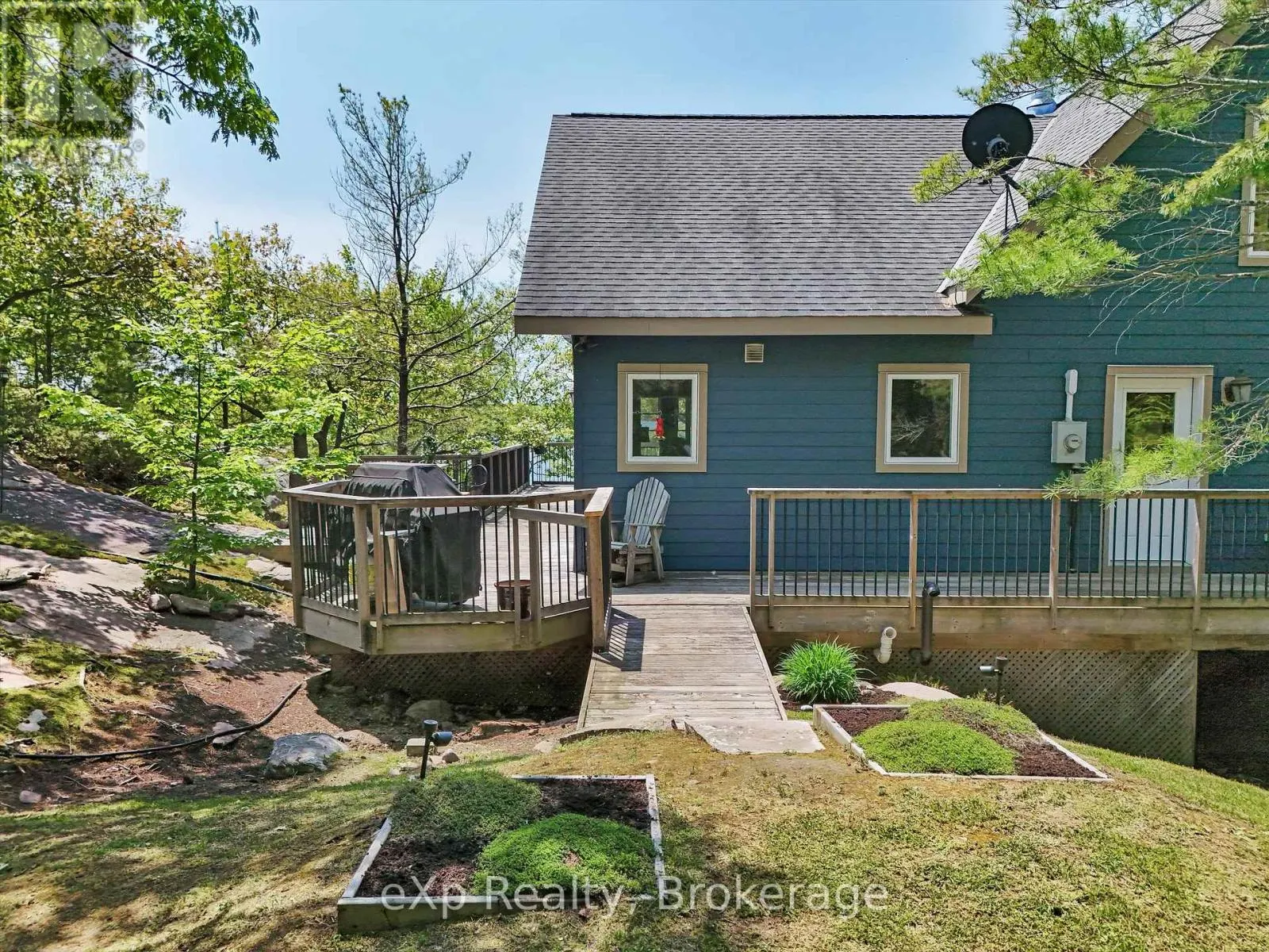 6646 1040LITTLEBEAUSOLEIL ISLAND