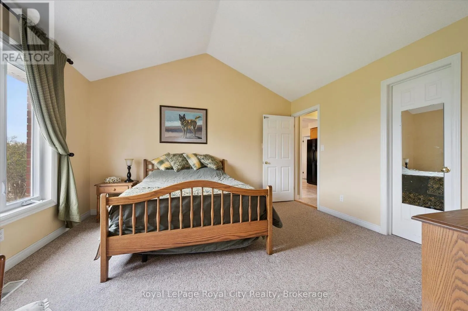 8284 INDIAN TRAIL
