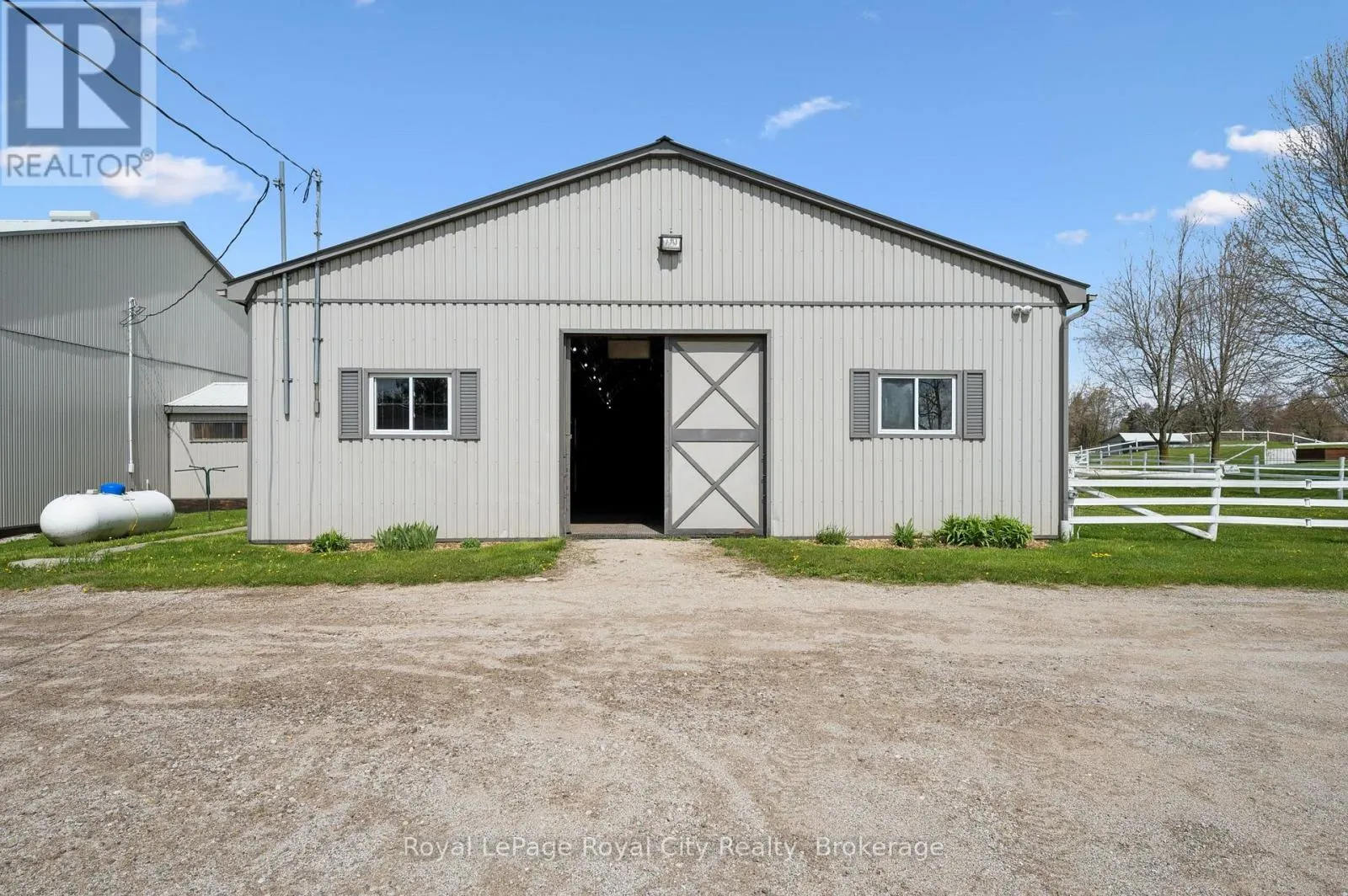 8284 INDIAN TRAIL