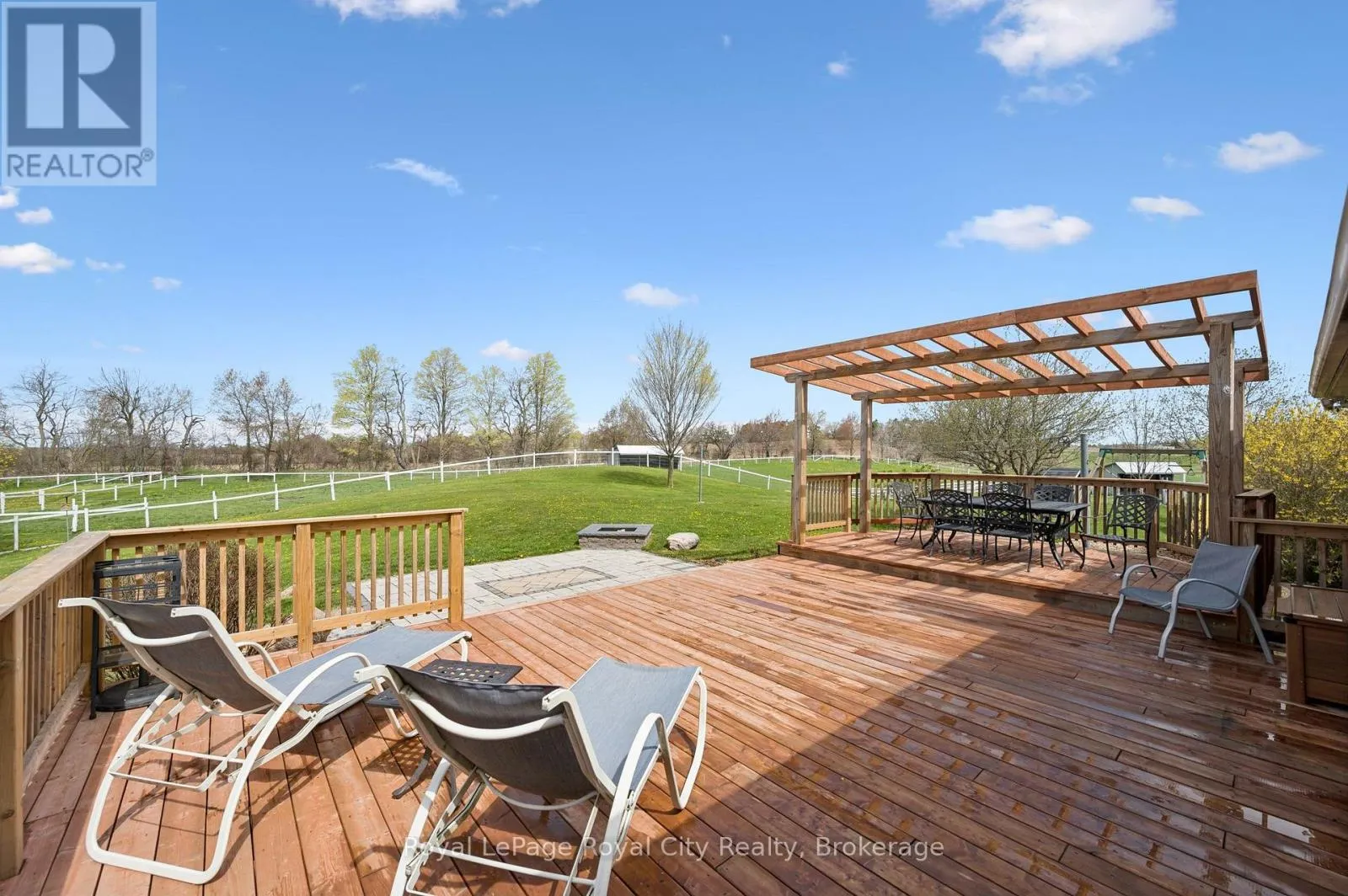8284 INDIAN TRAIL