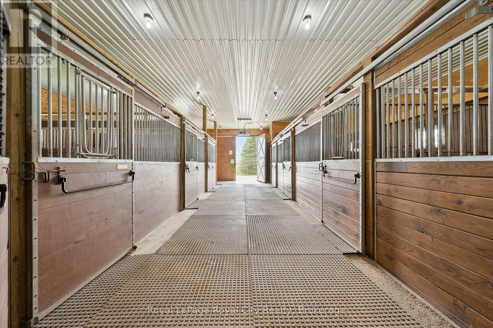 8284 INDIAN TRAIL