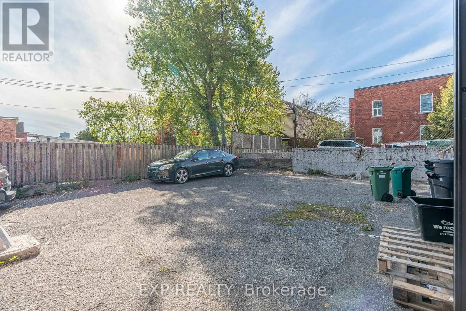 118 ROCHESTER STREET