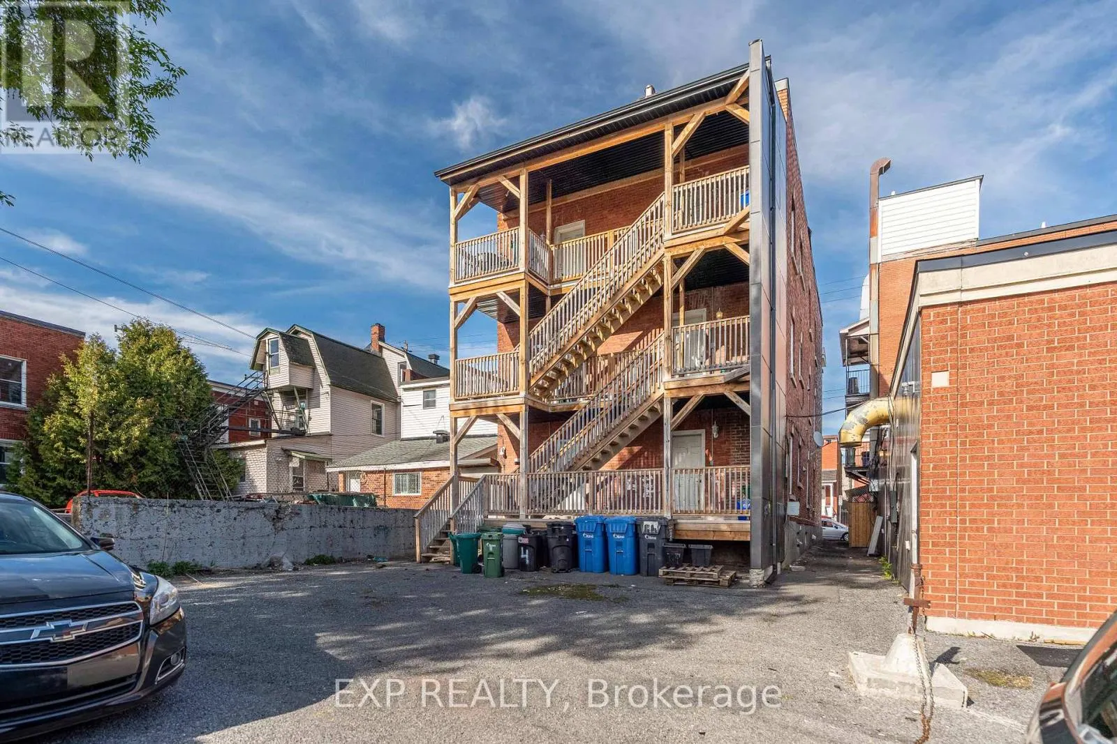 118 ROCHESTER STREET