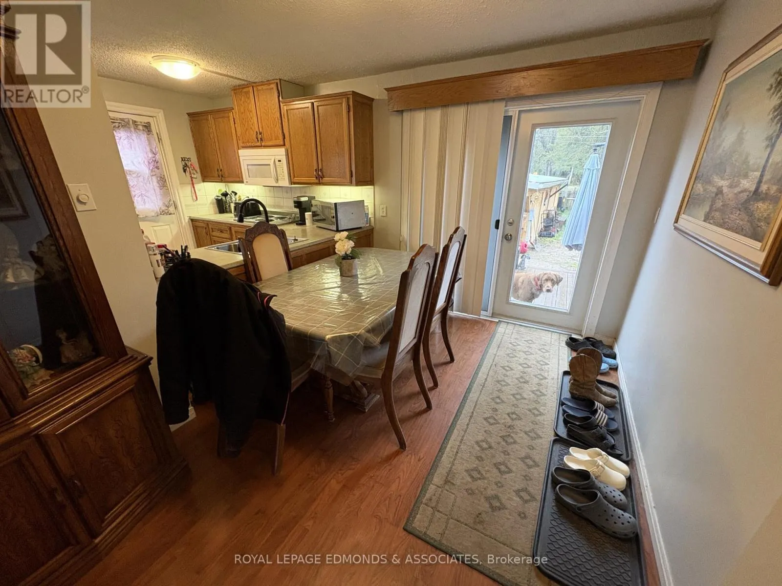 650 LORNE STREET W