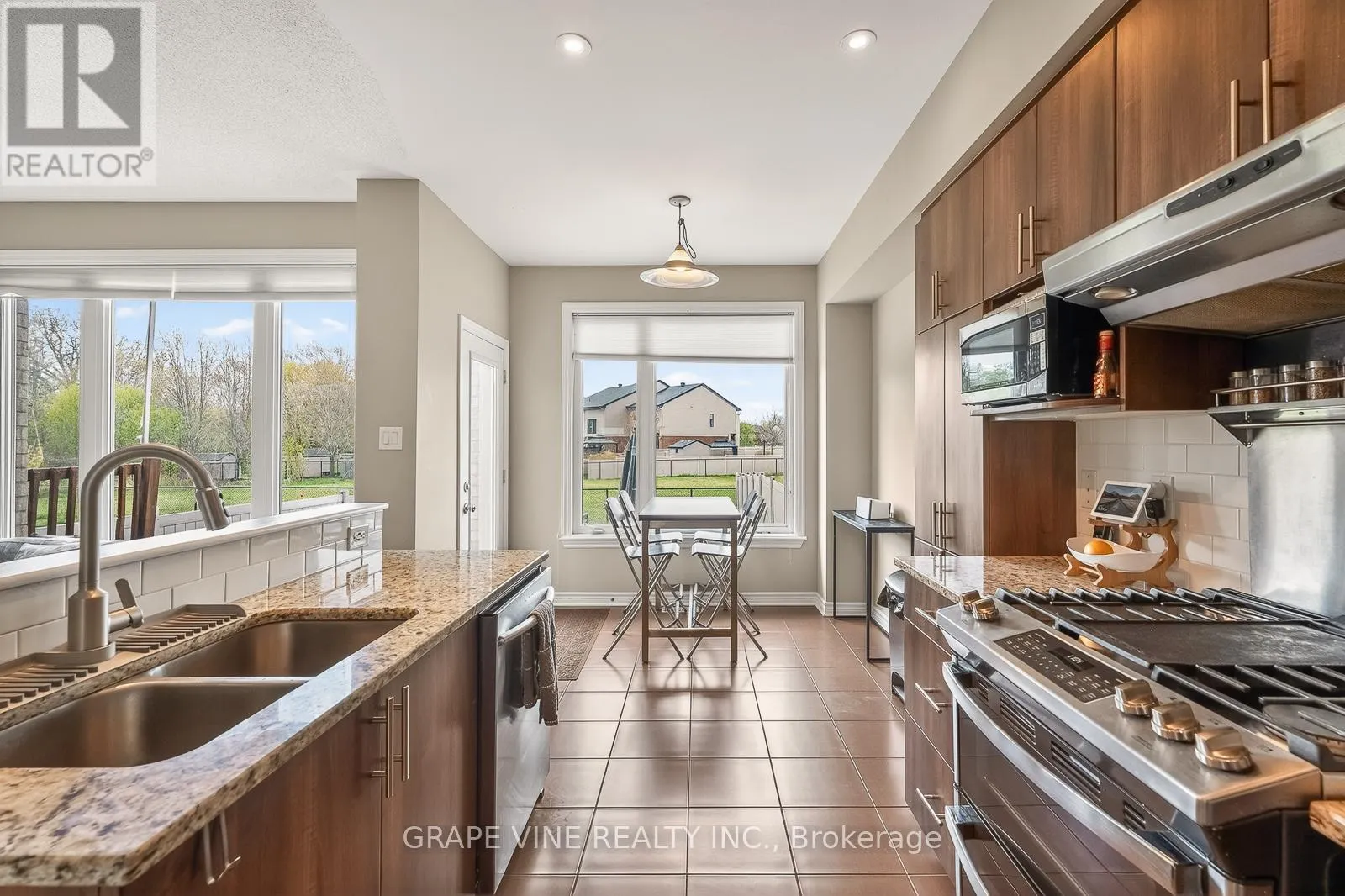 510 GRAND TULLY WAY
