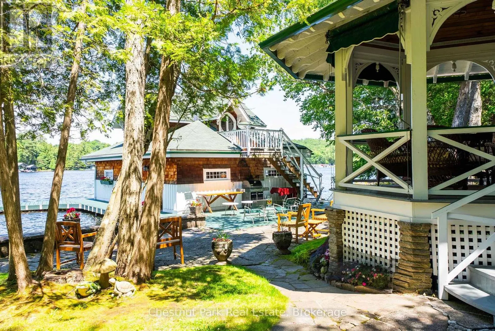 22 - 1052 LONGHURST ROAD #22