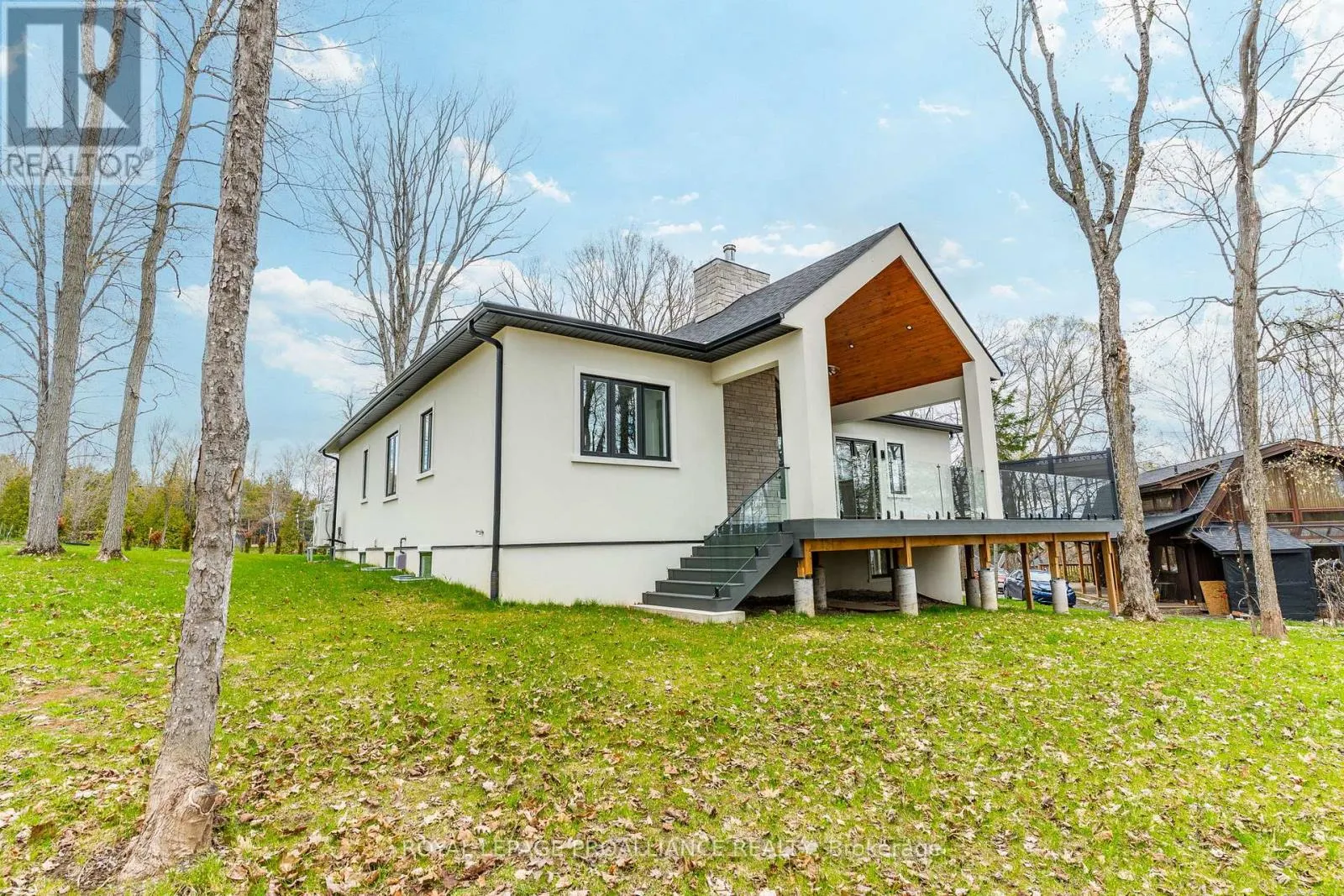 160 SUMCOT DRIVE