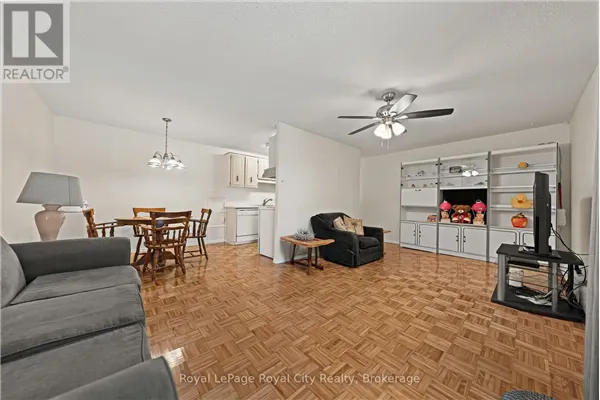 102 - 234 WILLOW ROAD
