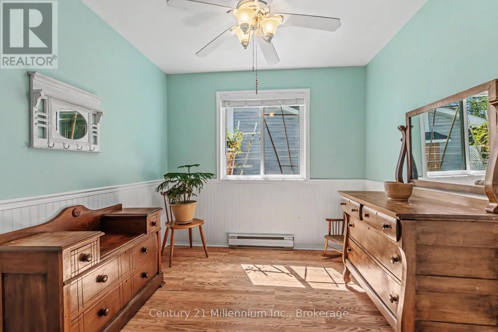 117 KIOWANA BEACH ROAD