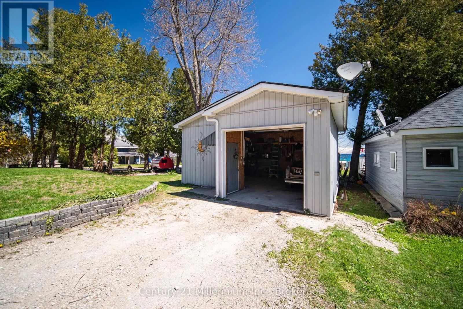 117 KIOWANA BEACH ROAD