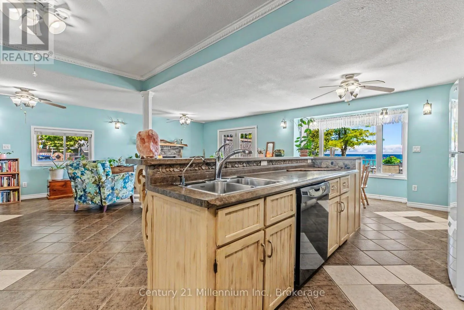 117 KIOWANA BEACH ROAD