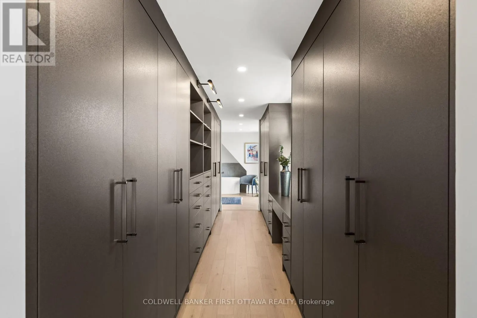 6619 MARINA DRIVE