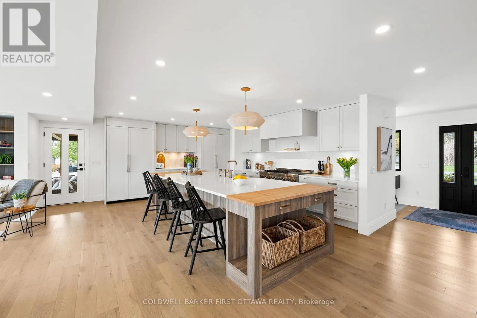 6619 MARINA DRIVE
