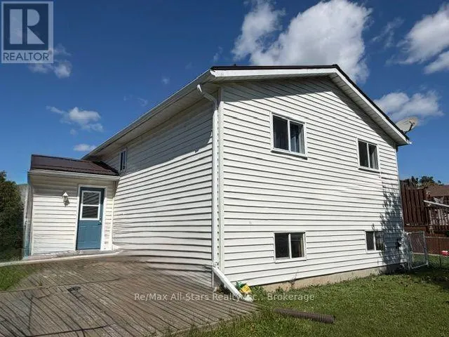 16 DUNN STREET