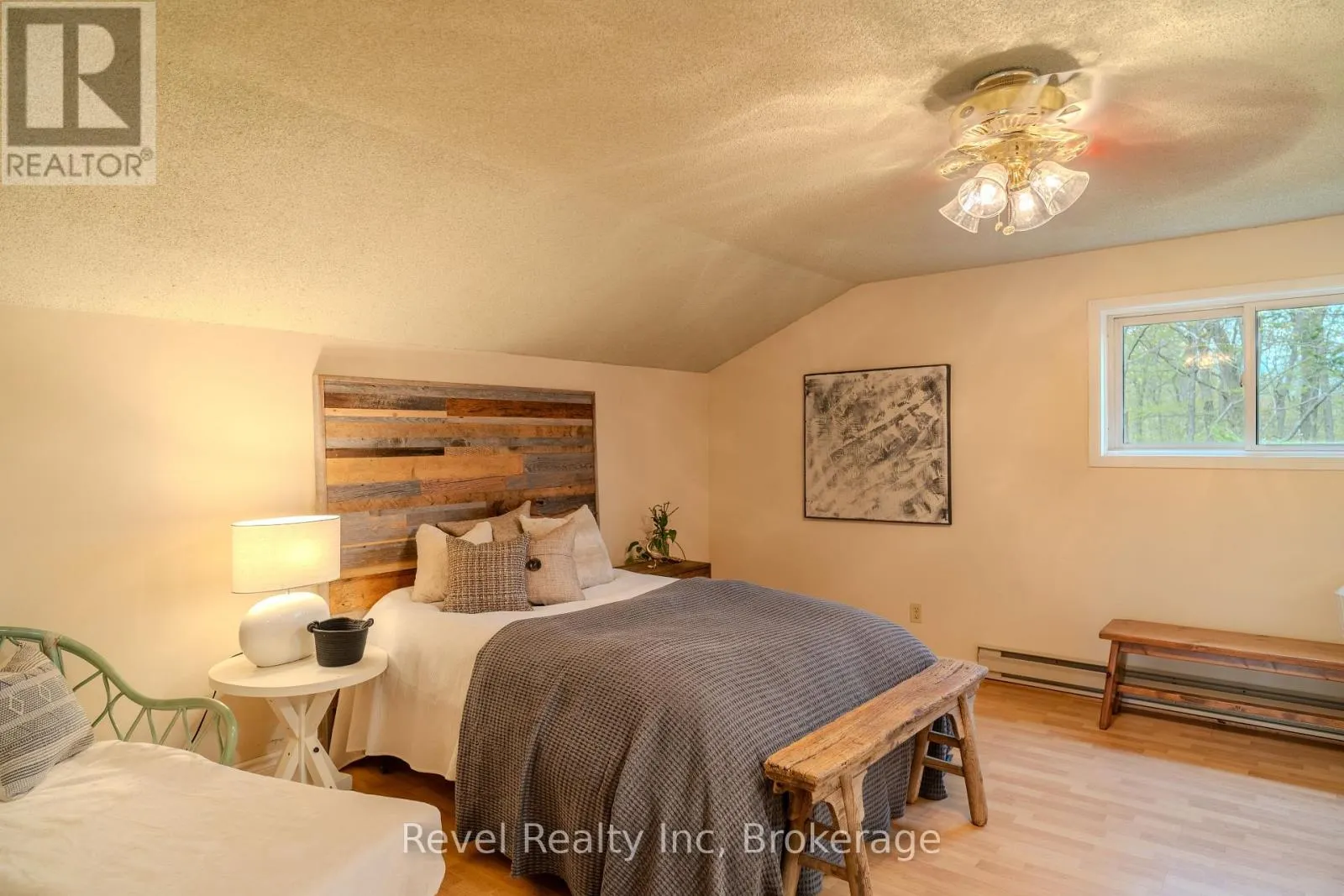 14 SWALLOW ROAD