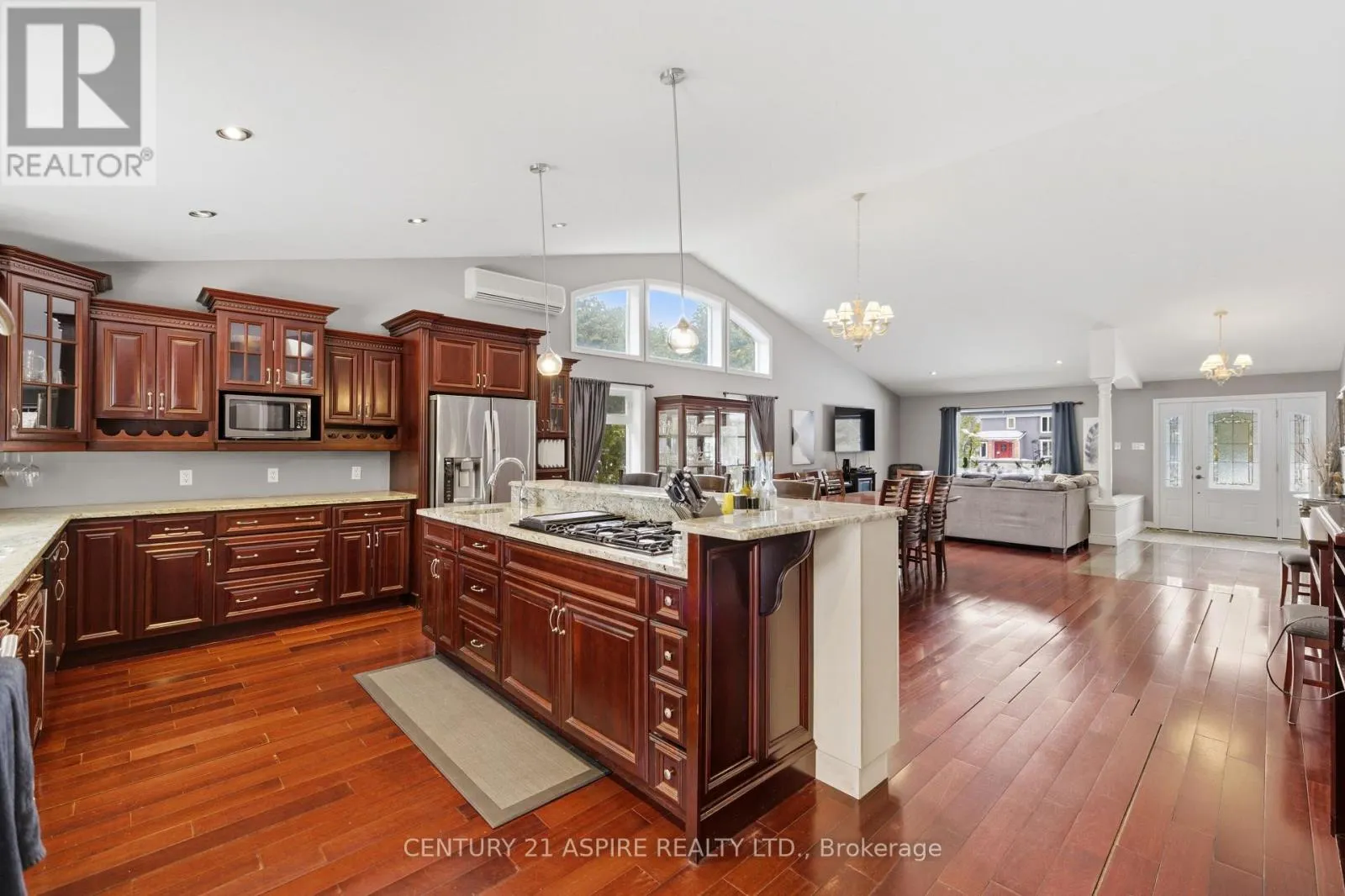 84 PINEWOOD PLACE