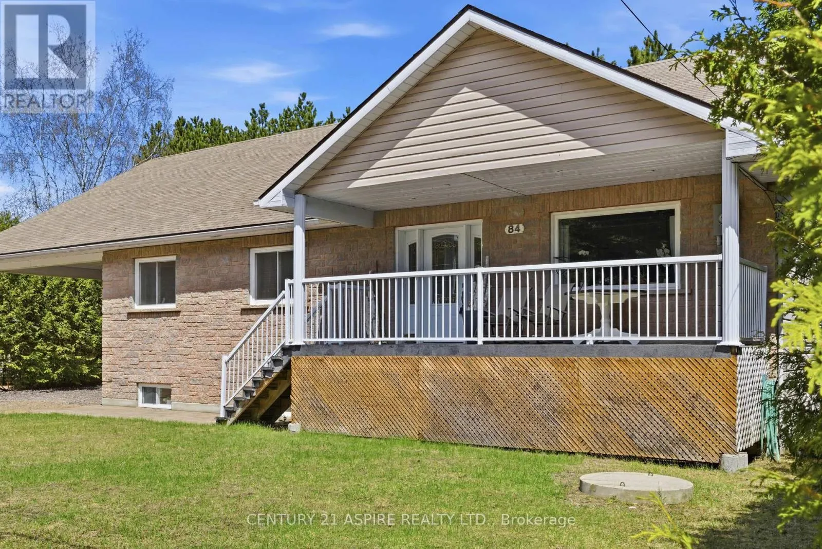 84 PINEWOOD PLACE