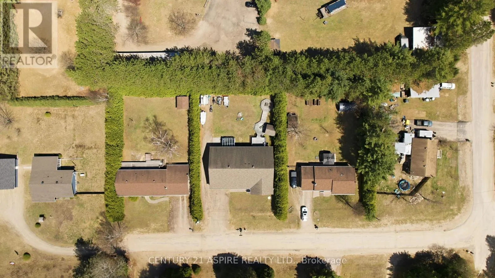 84 PINEWOOD PLACE